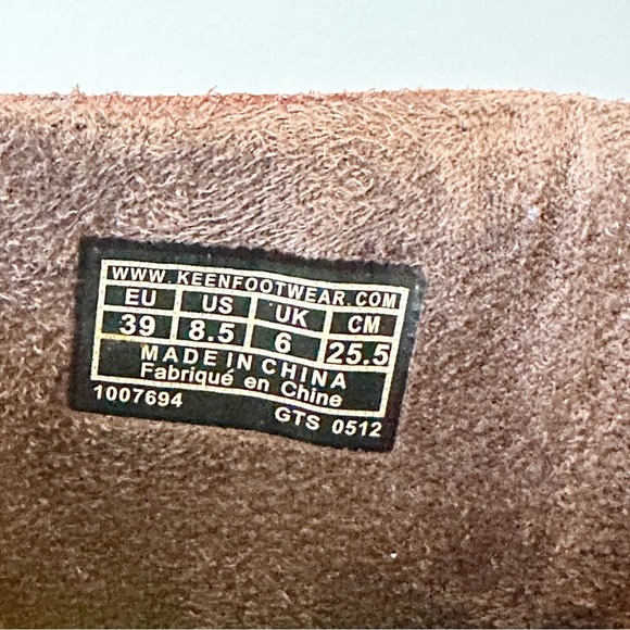 Keen Akita Pull On Leather Mid Calf Chelsea Boot Wedge Heel Women’s Size 8.5 EUC - Picture 9 of 10